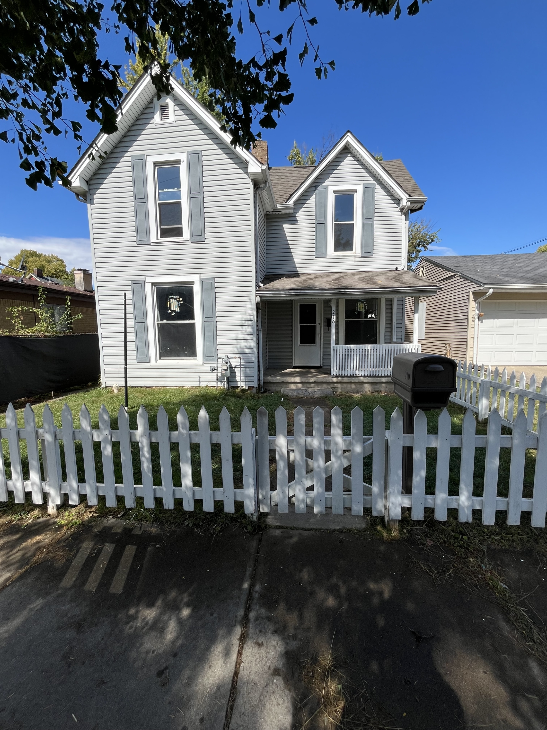 Property main image